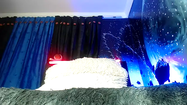 SemerHott online show from December 16, 2025, 1:26 pm