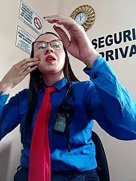 Hannah-colx online show from October 10, 2025, 4:08 pm