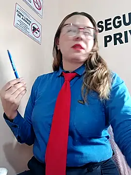 Snapshot of Hannah-colx chatting on February 1, 2026, 5:22 pm Hannah-colx online show from February 1, 2026, 5:22 pm