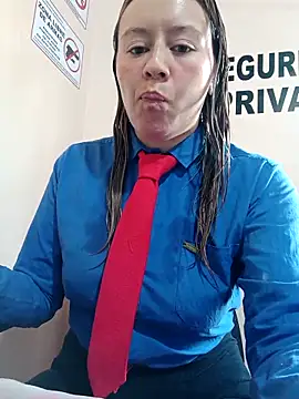 Snapshot of Hannah-colx chatting on February 28, 2026, 5:56 pm Hannah-colx online show from February 28, 2026, 5:56 pm