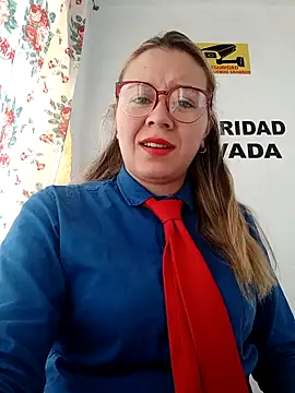 Hannah-colx online show from November 23, 2025, 4:17 pm