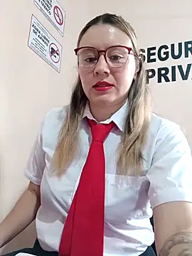 Snapshot of Hannah-colx chatting on February 19, 2026, 4:26 pm Hannah-colx online show from February 19, 2026, 4:26 pm