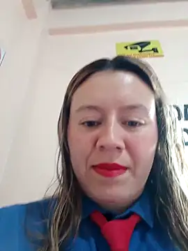 Snapshot of Hannah-colx chatting on February 17, 2026, 6:38 pm Hannah-colx online show from February 17, 2026, 6:38 pm