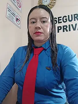 Snapshot of Hannah-colx chatting on May 25, 2026, 2:05 pm Hannah-colx online show from May 25, 2026, 2:05 pm