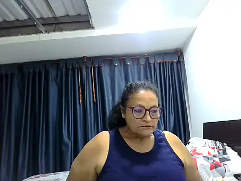  Cristal online show from November 30, 2025, 2:56 am