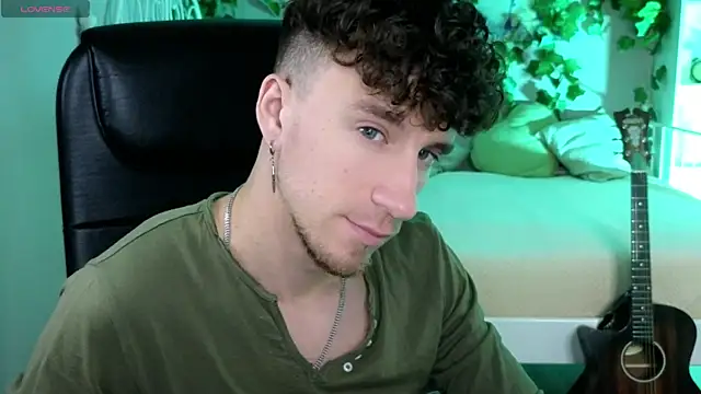 mark caron online show from November 12, 2025, 8:23 pm