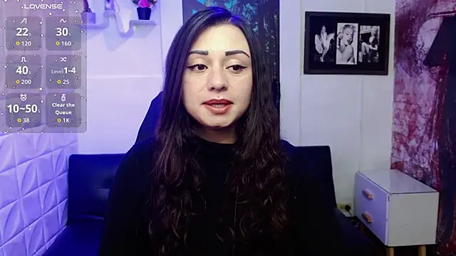 Eva Roussell online show from November 7, 2025, 2:43 pm