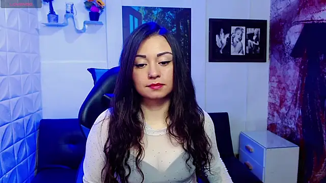 Eva Roussell online show from October 4, 2025, 2:40 pm