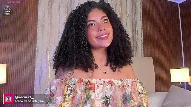 Snapshot of miss_curazao chatting on April 7, 2026, 12:40 pm miss curazao online show from April 7, 2026, 12:40 pm