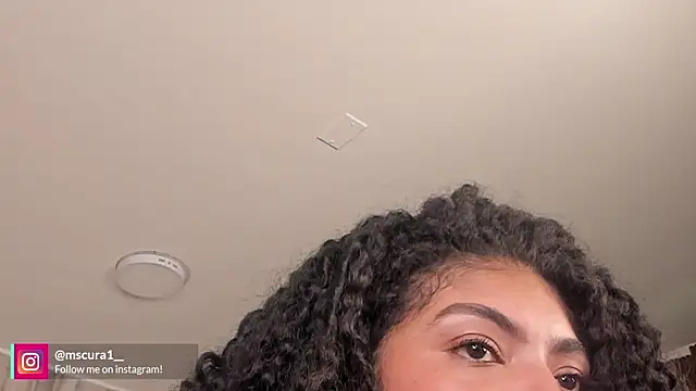 Snapshot of miss_curazao chatting on March 23, 2026, 12:05 pm miss curazao online show from March 23, 2026, 12:05 pm