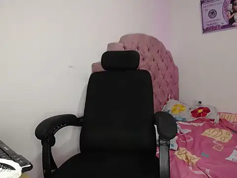 Snapshot of brutal_dirty_sex chatting on November 23, 2025, 6:29 pm brutal dirty sex online show from November 23, 2025, 6:29 pm