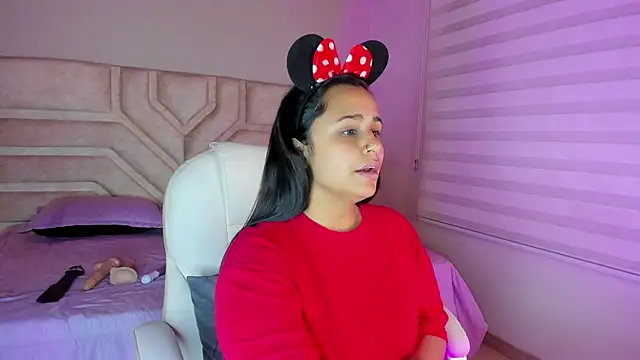 Snapshot of _adahara_queen chatting on October 12, 2025, 3:19 am adahara queen online show from October 12, 2025, 3:19 am