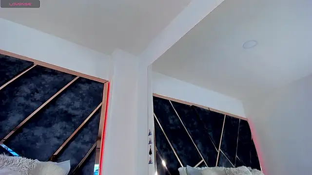 Snapshot of SusanaHenao chatting on November 14, 2025, 6:33 pm SusanaHenao online show from November 14, 2025, 6:33 pm