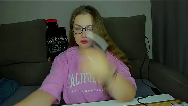 Snapshot of yourgem__ chatting on December 19, 2025, 11:51 pm yourgem online show from December 19, 2025, 11:51 pm