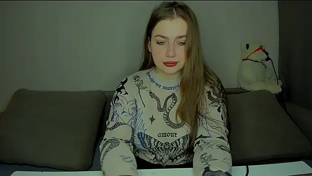 Snapshot of yourgem__ chatting on March 3, 2026, 3:02 am yourgem online show from March 3, 2026, 3:02 am