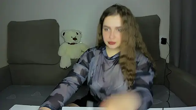 yourgem   online show from April 5, 2026, 2:57 pm