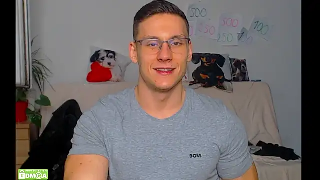 Snapshot of ZeinMiracles chatting on February 9, 2026, 9:02 pm ZeinMiracles online show from February 9, 2026, 9:02 pm