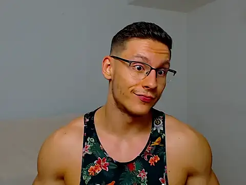 ZeinMiracles online show from September 11, 2025, 10:21 pm