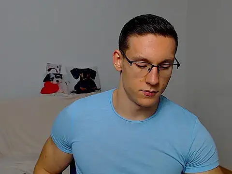 ZeinMiracles online show from September 30, 2025, 5:52 pm