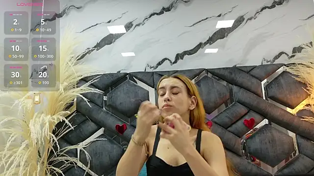 Natasha-Adams online show from September 27, 2025, 9:21 pm