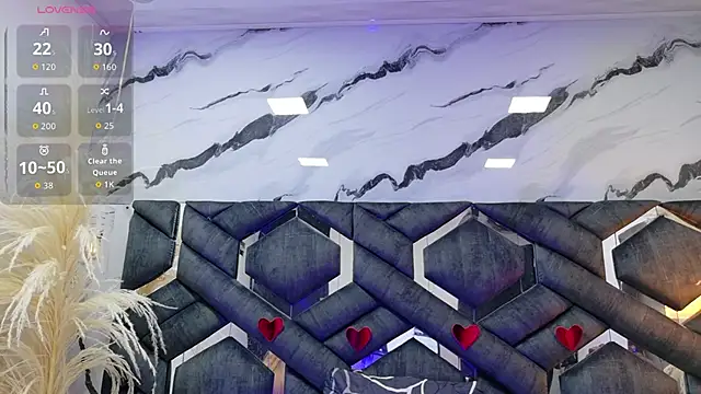 Natasha-Adams online show from October 5, 2025, 10:06 am