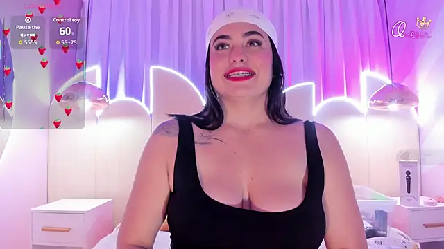 Snapshot of sofiiacarson chatting on February 5, 2026, 7:32 pm sofiiacarson online show from February 5, 2026, 7:32 pm