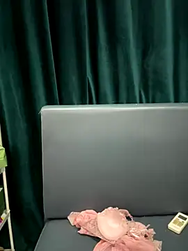 Snapshot of Xiaokui-04 chatting on September 14, 2025, 4:18 pm Xiaokui-04 online show from September 14, 2025, 4:18 pm