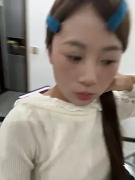 Snapshot of Xiaokui-04 chatting on October 31, 2025, 3:30 pm Xiaokui-04 online show from October 31, 2025, 3:30 pm