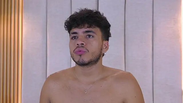 AlexanderJordan online show from December 21, 2025, 6:20 pm