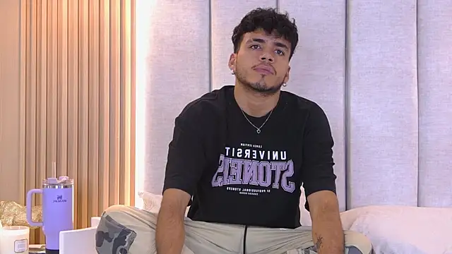 AlexanderJordan online show from December 21, 2025, 2:24 am