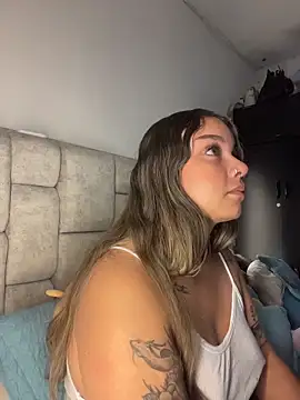 AnnyLopezzz  online show from April 21, 2026, 4:19 am