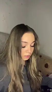 AnnyLopezzz  online show from November 23, 2025, 6:01 am