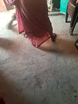 parmila203 online show from April 24, 2026, 12:56 am