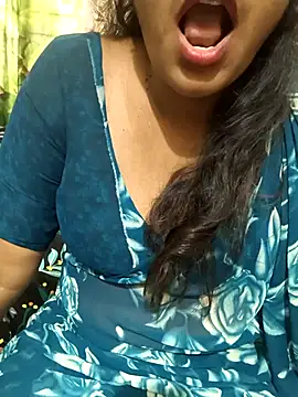 Snapshot of Spoorthi6_Kannada_Telugu chatting on November 26, 2025, 2:33 am Spoorthi6 Kannada Telugu online show from November 26, 2025, 2:33 am