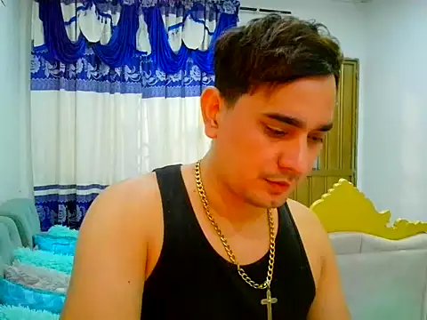 JHOVA23CM online show from October 10, 2025, 4:46 am