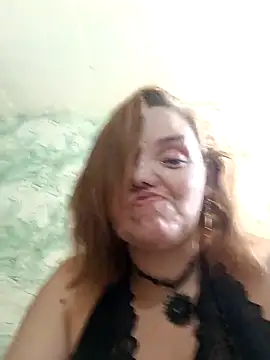 Snapshot of MayaLuna1 chatting on September 14, 2025, 1:33 pm MayaLuna1 online show from September 14, 2025, 1:33 pm