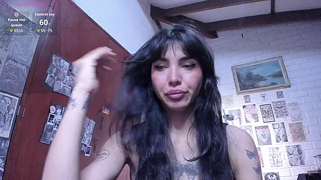 Snapshot of DiosaSexSymbol chatting on September 28, 2025, 6:42 am DiosaSexSymbol online show from September 28, 2025, 6:42 am