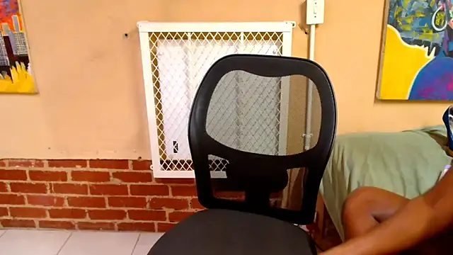 BootyQueen24X online show from October 17, 2025, 6:50 am