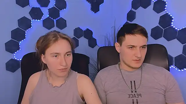 beauty ginger  online show from April 22, 2026, 7:09 pm