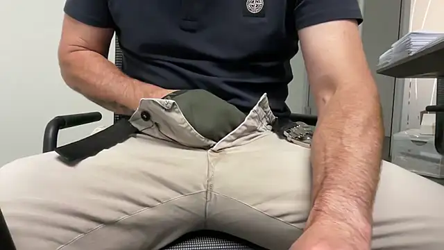 harrys74 online show from September 15, 2025, 5:24 pm