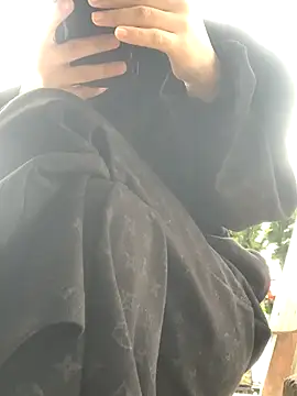 Tieuvi 18 online show from October 23, 2025, 12:42 am