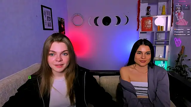 veronica bubble online show from April 17, 2026, 1:41 am