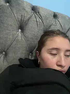 mia skys online show from February 21, 2026, 3:30 am