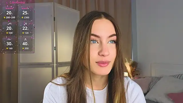 Moonlight1Sonata1 online show from October 12, 2025, 9:10 am