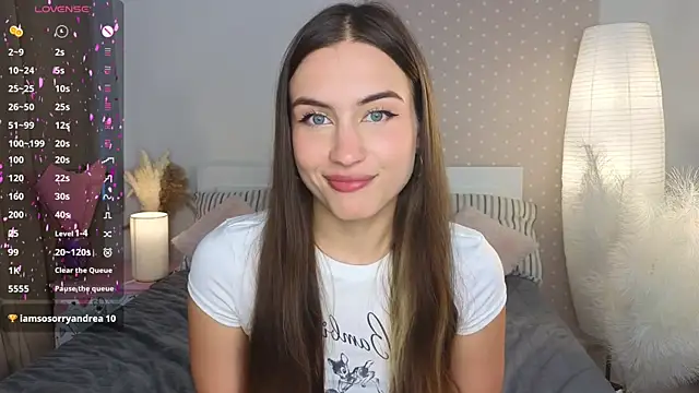 Moonlight1Sonata1 online show from September 14, 2025, 9:09 am