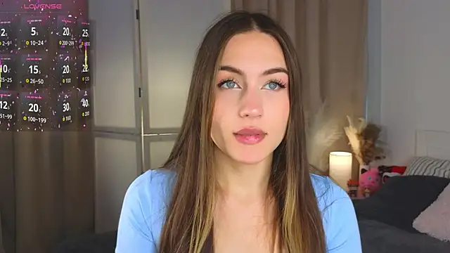 Moonlight1Sonata1 online show from October 10, 2025, 9:10 am