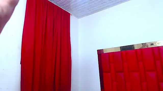 jamesrodriguez44 online show from October 15, 2025, 3:49 am