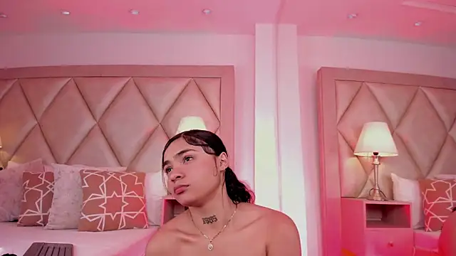 PauVega  online show from October 19, 2025, 12:41 pm