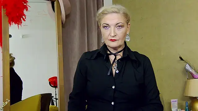 Snapshot of Allura_Jenson chatting on June 20, 2026, 9:09 pm Allura Jenson online show from June 20, 2026, 9:09 pm