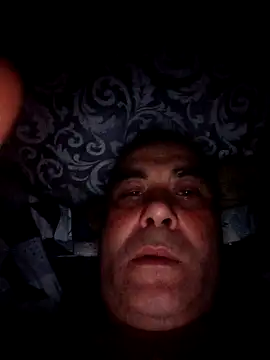 bajoderx585Oregano online show from November 18, 2025, 8:45 pm